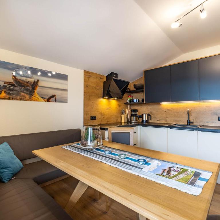 Appartement Jäger - Apartment mit Balkon 1 - 16