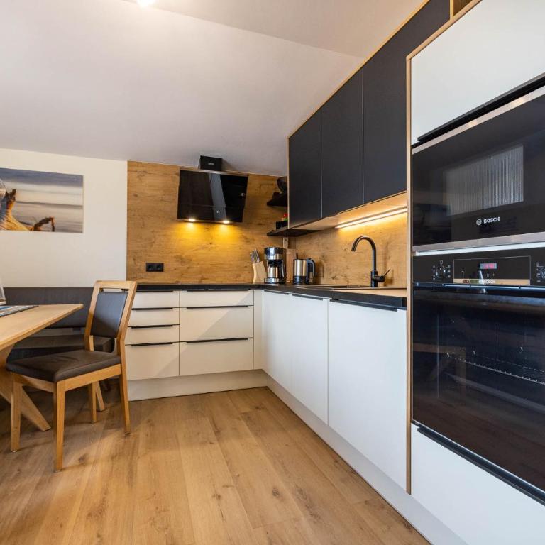 Appartement Jäger - Apartment mit Balkon 1 - 10