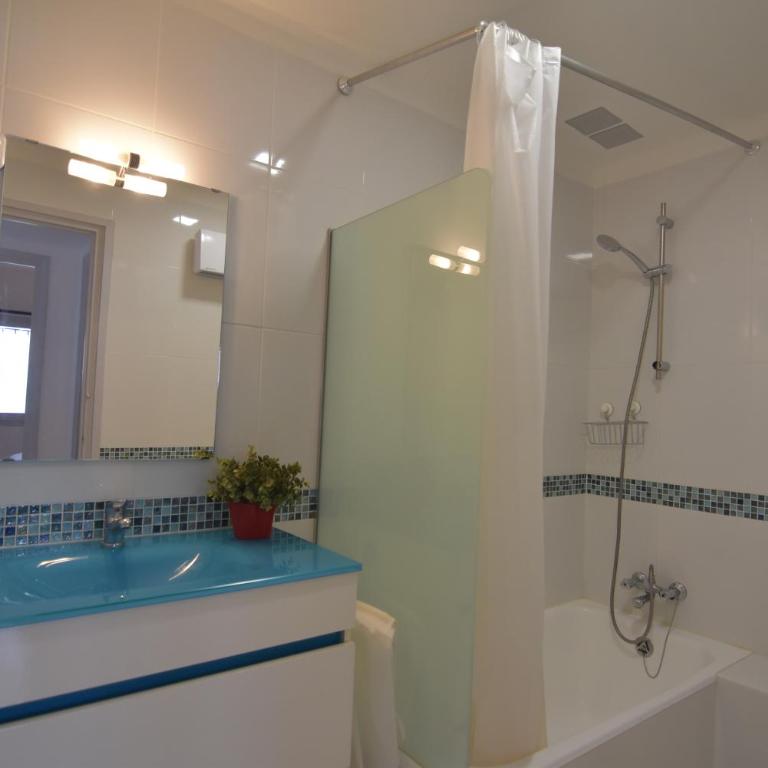 RNET - Europa 21 - Vista Mar - Two-Bedroom Apartment - 16