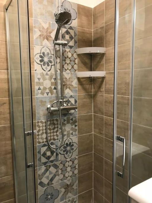 Casa Carlotta - Appartamento con 2 Camere da Letto - 16