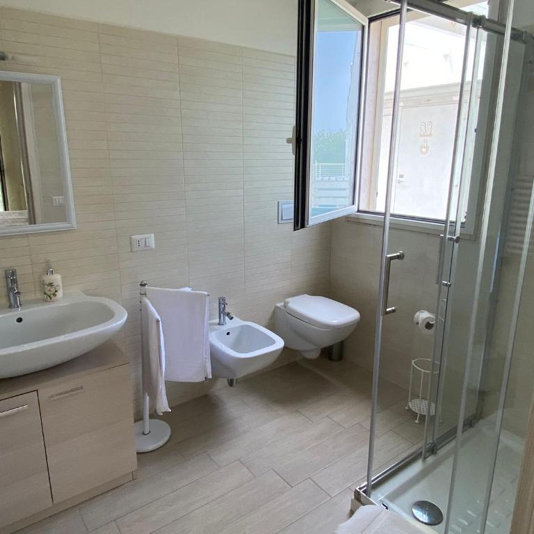 All`Ombra del Carrubo - Camera Tripla con Bagno Privato - 5