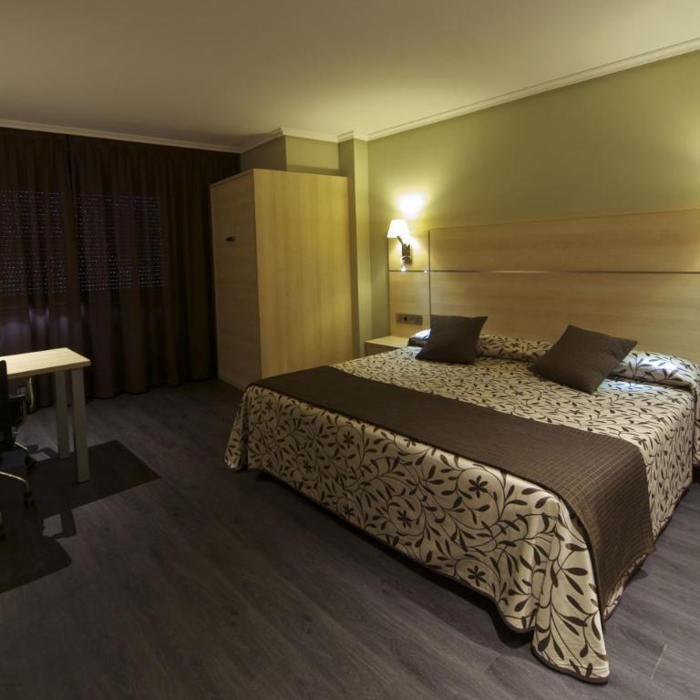 Hotel Francisco II - Habitación Doble - 1 o 2 camas - 9