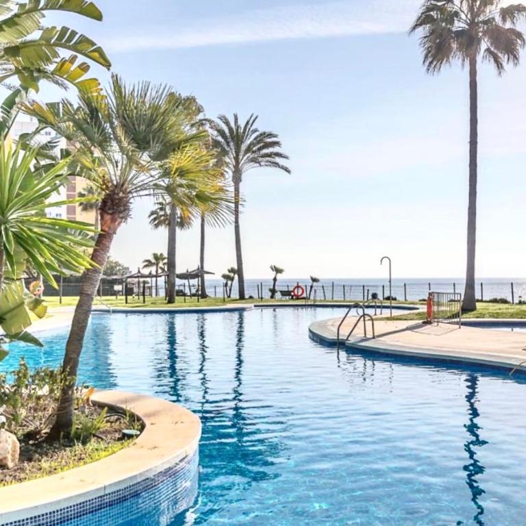 MI CAPRICHO BEACHFRONT- P300 - Apartment with sea view - Apartamento de 2 dormitorios - 55