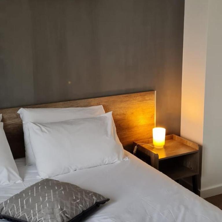 Suite Deluxe, voyages d'affaires. - Chambre Double avec Salle de Bains Privative - 6