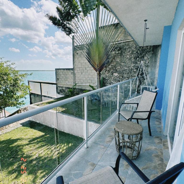 Hotel Awazul Bacalar - Suite con cama extragrande, balcón y vistas al lago - 20