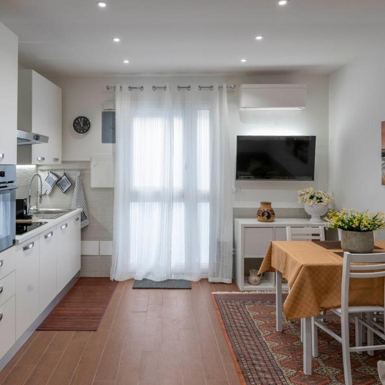 OLIVUZZA TOWER - Two-Bedroom House - 7