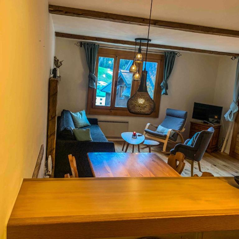 Heimelige Ferienwohnung mit Sicht in die Bergwelt - Apartment mit 1 Schlafzimmer - 11