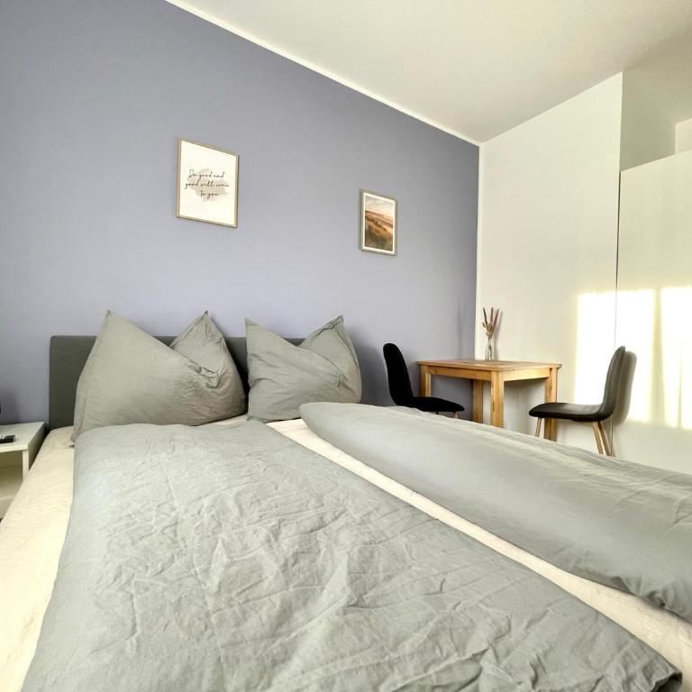 SmartRooms24 - Doppelzimmer mit Gemeinschaftsbad - 6