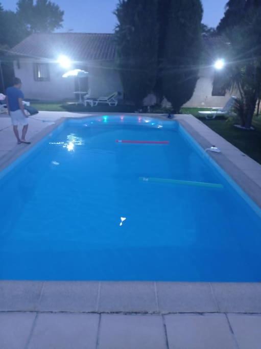 Charmante villa provençale avec piscine & jardin - Villa 3 Chambres - 35