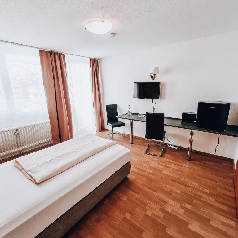 Zentral Hotel - Einzelzimmer mit Bad - 4