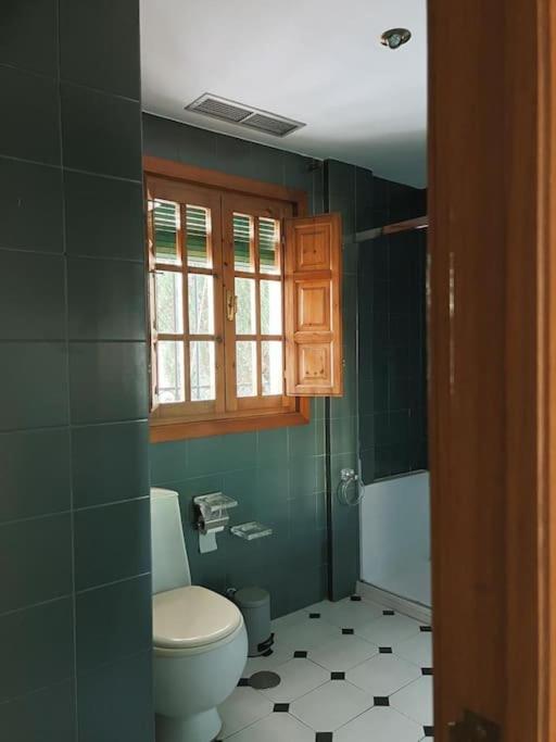 Villa a los pies de la Alhambra - Five-Bedroom House - 17