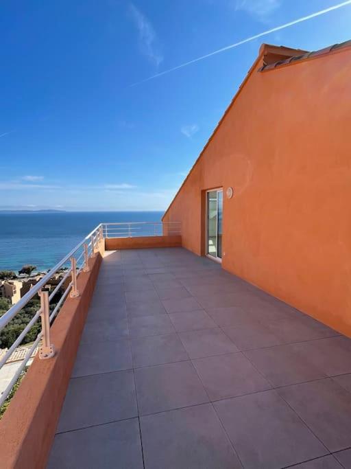 Paillote Perchée à 180 ° sur la mer - Apartment - 22