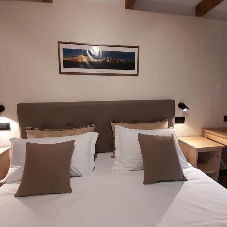 Hotel Astoria - Camera Tripla - 9