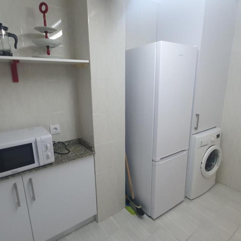 Entreplayas San Lorenzo-Poniente para 6 personas - VUT-3528-AS - Apartamento de 3 dormitorios - 20
