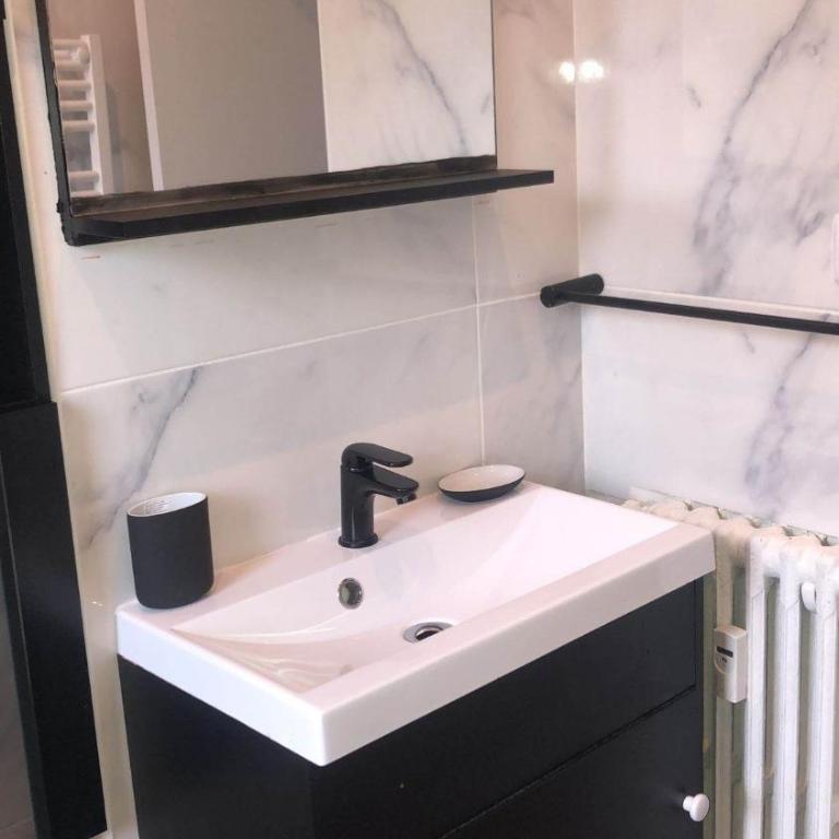 Renovated Apartment Near the Beach - Appartement 1 Chambre - 14