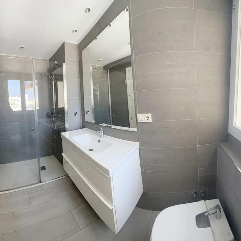 Piso a 50 m del Mar - MEJORES VISTAS de Torre del Mar - Apartamento de 2 dormitorios - 14