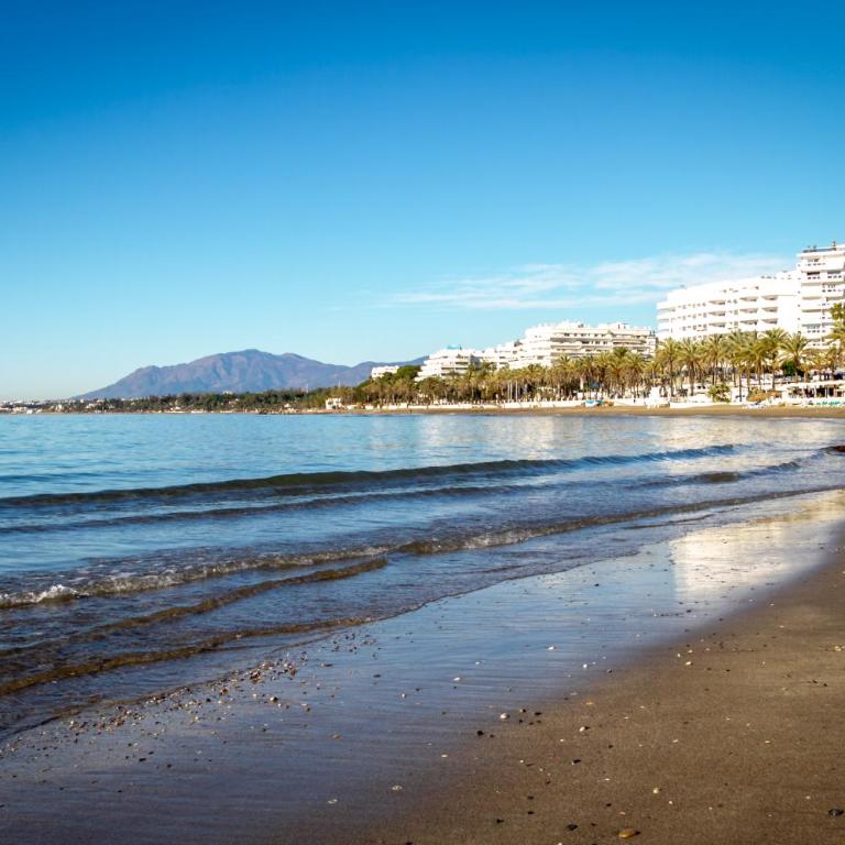 MARBELLA BANUS SUITES - Marbella Beach Front Suite Apartment - Apartamento con vistas al mar - 42