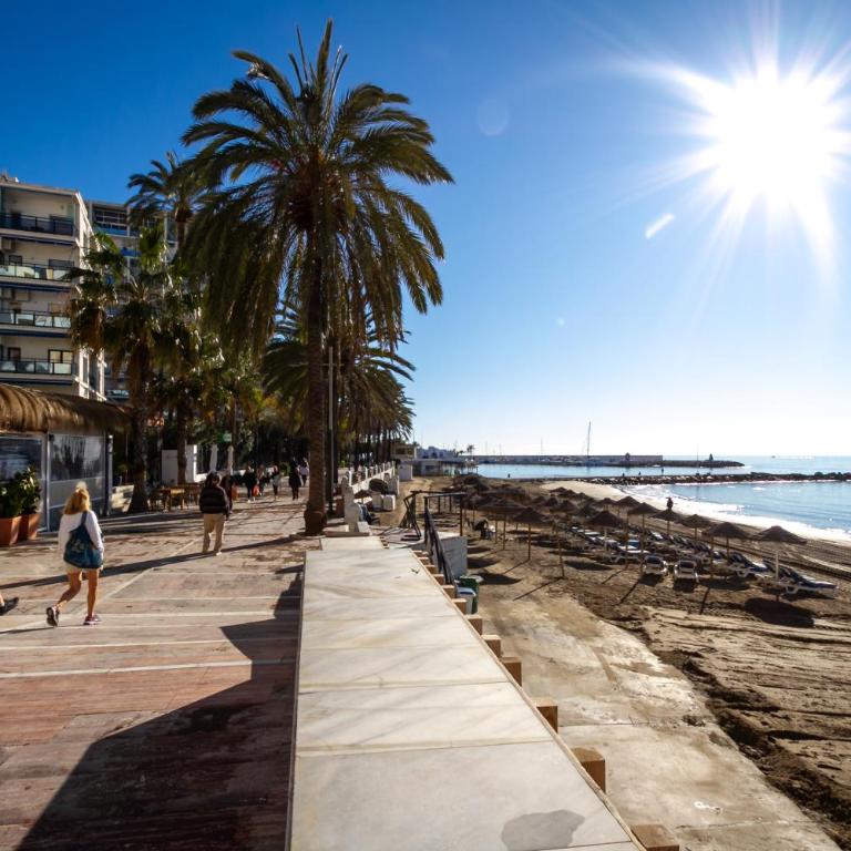 MARBELLA BANUS SUITES - Marbella Beach Front Suite Apartment - Apartamento con vistas al mar - 39