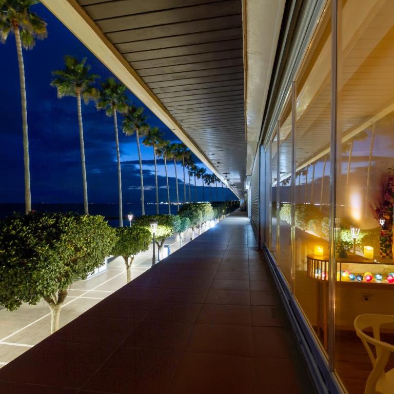 MARBELLA BANUS SUITES - Marbella Beach Front Suite Apartment - Apartamento con vistas al mar - 11