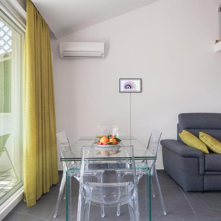 Archimedes luxury apartment with terrace - Appartamento con 2 Camere da Letto - 12