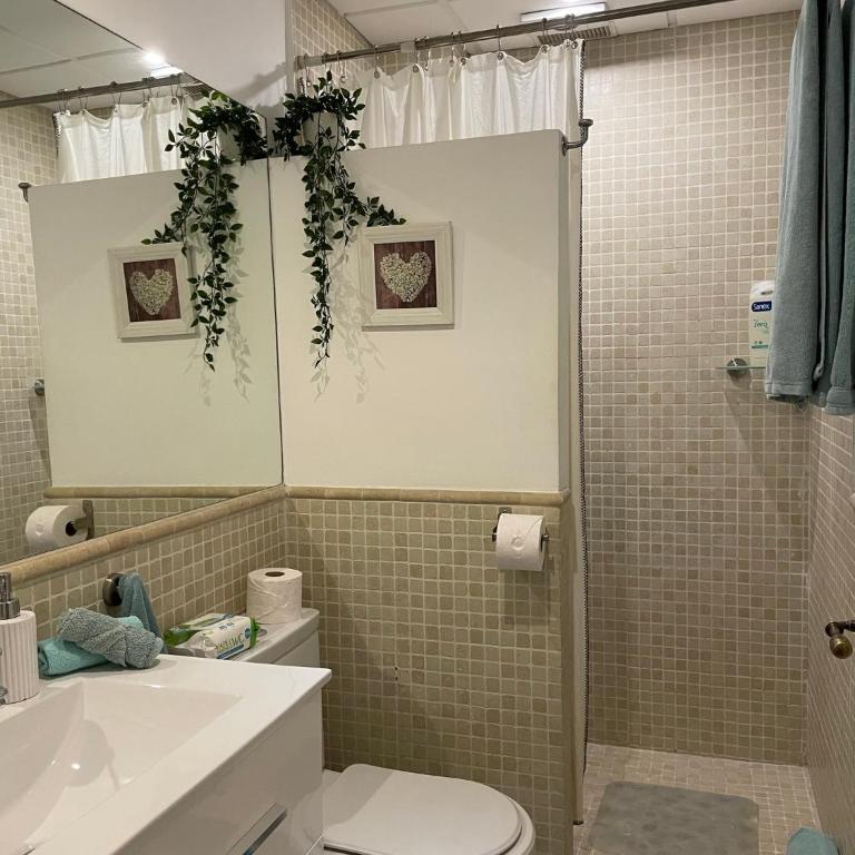Home Away From Home Marbella - Apartamento con patio - 17