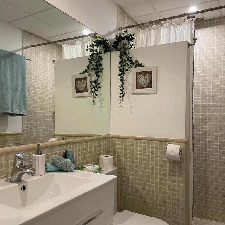 Home Away From Home Marbella - Apartamento con patio - 18