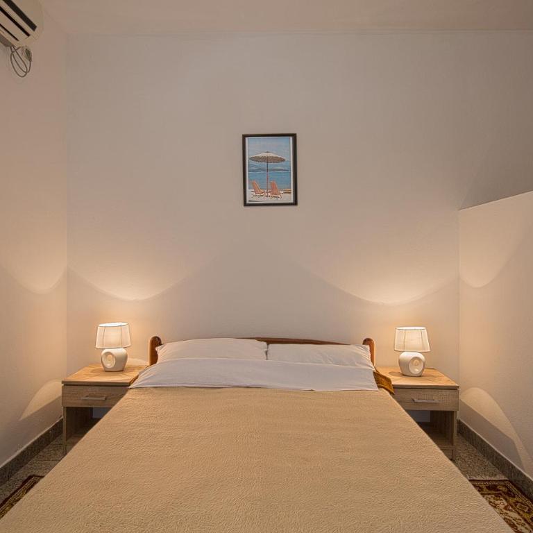 Madra Rooms and Apartments - Porodični Studio - 2