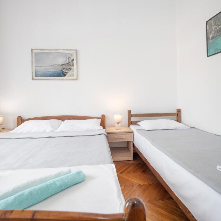 Madra Rooms and Apartments - Dvokrevetna Soba sa Bračnim Krevetom - 13