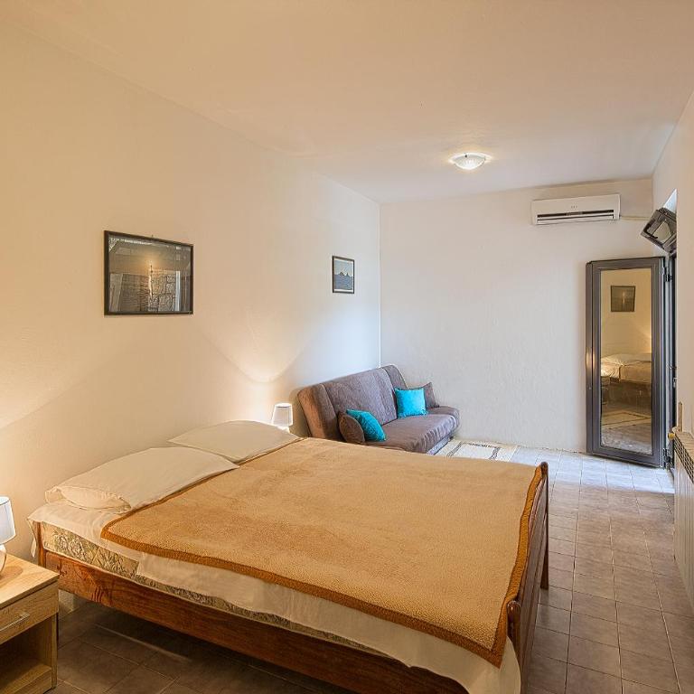 Madra Rooms and Apartments - Standardni Trokrevetni Studio - 10