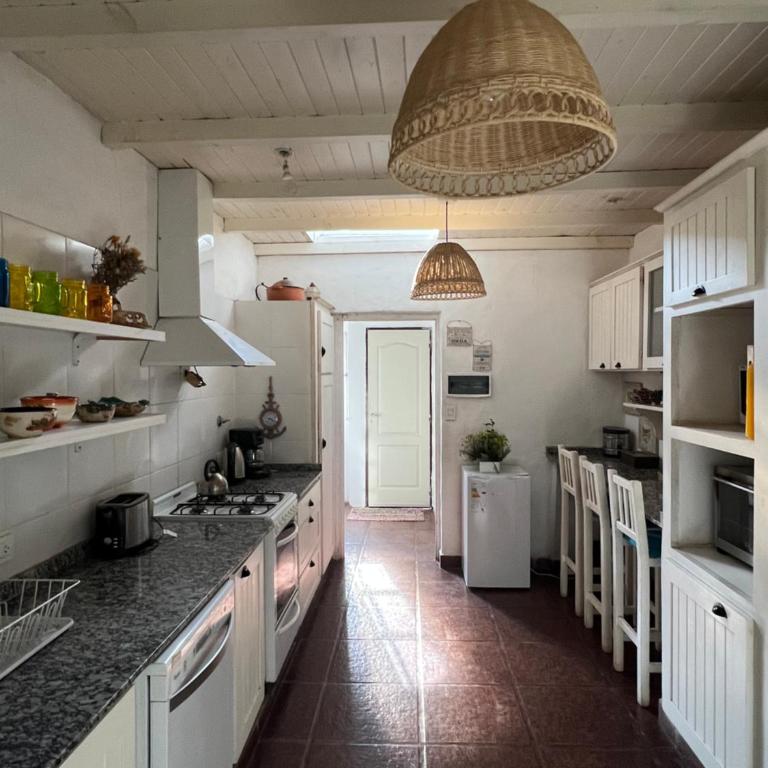 Casa divina temporaria en Tafí Del Valle ,pleno centro - Casa de 6 dormitorios - 57