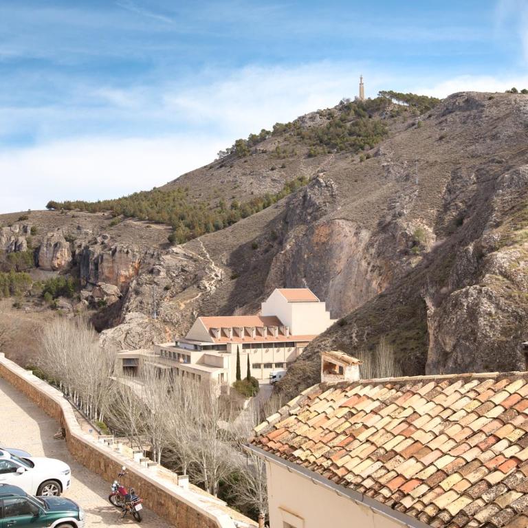 Cuencaloft Matadero viejo - Habitación Cuádruple con vistas a la montaña - 17