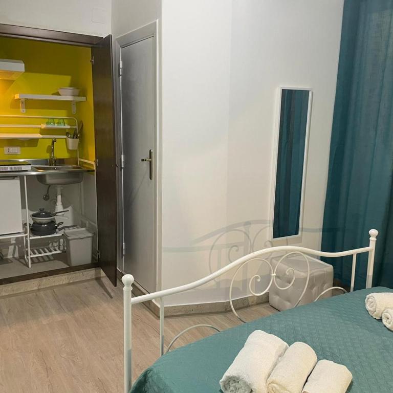 Casa Vittoria - Double Room with Private Bathroom - 3