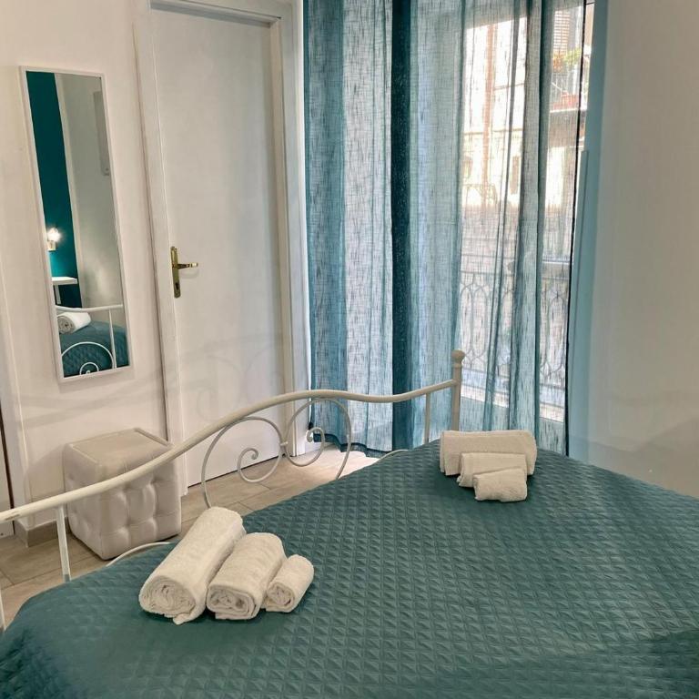 Casa Vittoria - Triple Room with Private Bathroom - 4