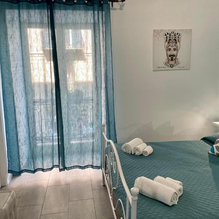 Casa Vittoria - Triple Room with Private Bathroom - 7