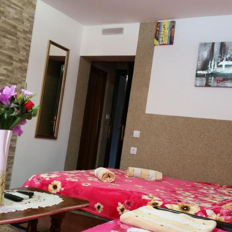 Villa Jadran Apartments - Double Room with Balcony - 2