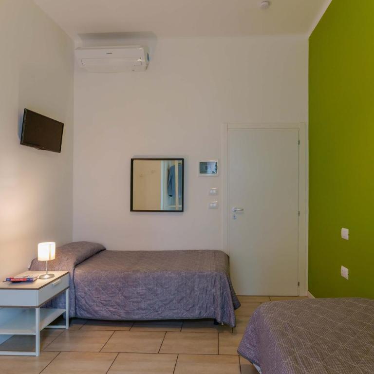 B&B Bentivogli by Lesdomus - fronte Ospedale Sant'Orsola - Camera Doppia con Letti Singoli - 7