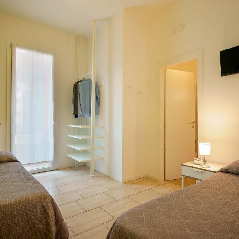 B&B Bentivogli by Lesdomus - fronte Ospedale Sant'Orsola - Camera Doppia con Letti Singoli - 2