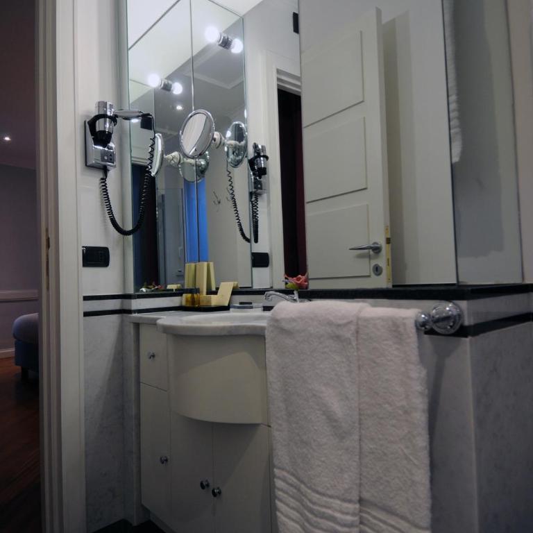 Suite Fontana di Trevi - Junior Suite Red - 5