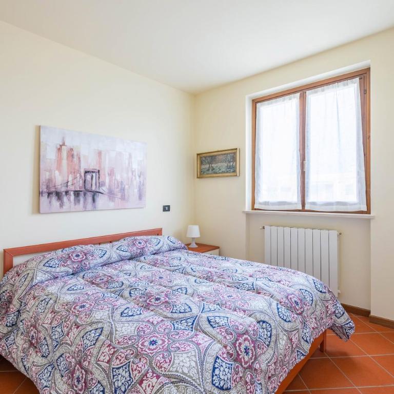 HOST4U - MARGE Beautiful Apartment with Pool and Private Parking in Padenghe del Garda - Deluxe Apartment - 3