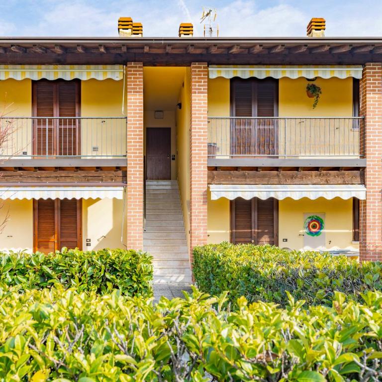 HOST4U - MARGE Beautiful Apartment with Pool and Private Parking in Padenghe del Garda - Deluxe Apartment - 21
