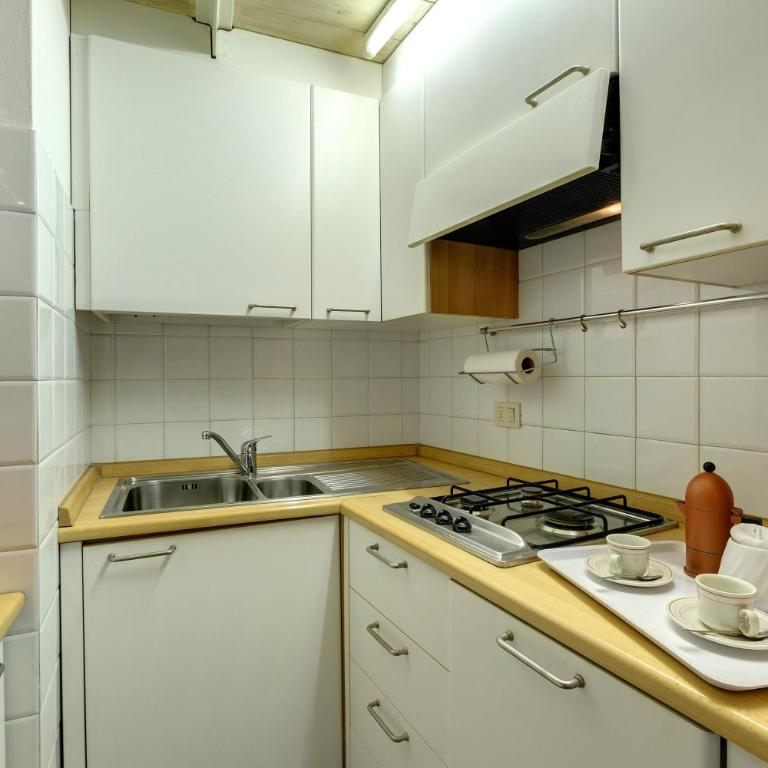 Florence Apartments Home Feeling - Oblio One-Bedroom Apartment - 3