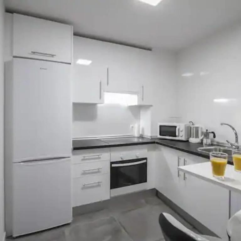 APARTAMENTO CON ENCANTO EN SOL - MADRID #A - Two-Bedroom Apartment - 11