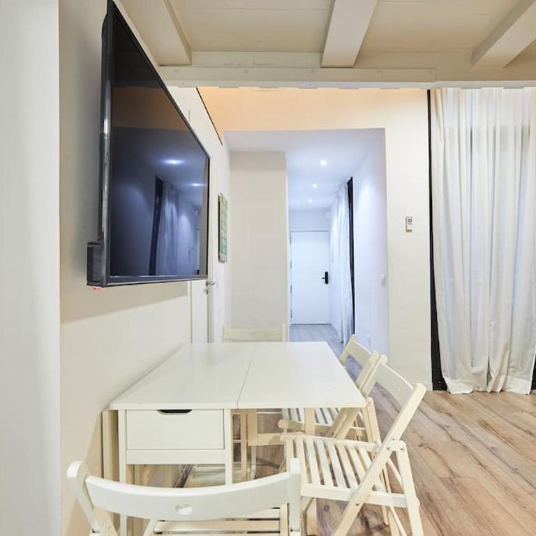 APARTAMENTO CON ENCANTO EN SOL - MADRID #A - Two-Bedroom Apartment - 15