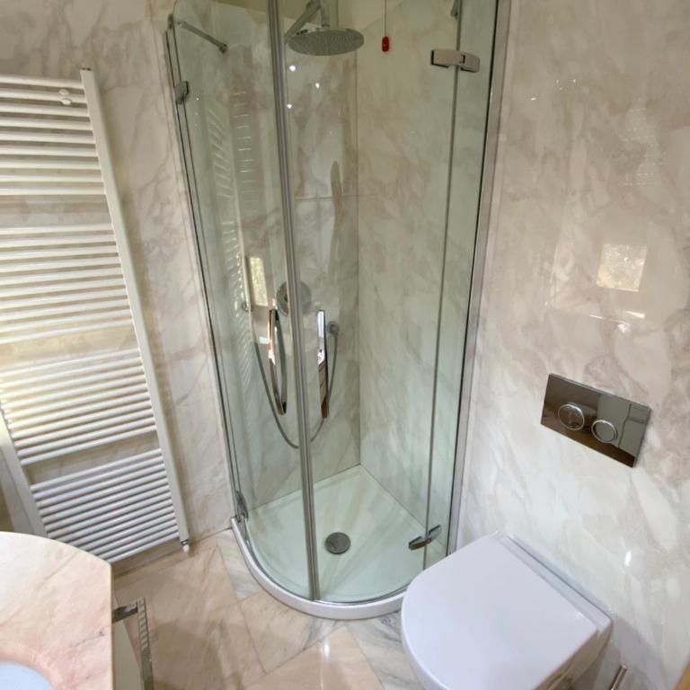 [Elegante Appartamento in Centro] - Appartamento con 2 Camere da Letto - 11
