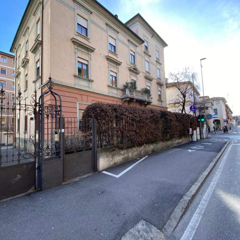[Elegante Appartamento in Centro] - Appartamento con 2 Camere da Letto - 24