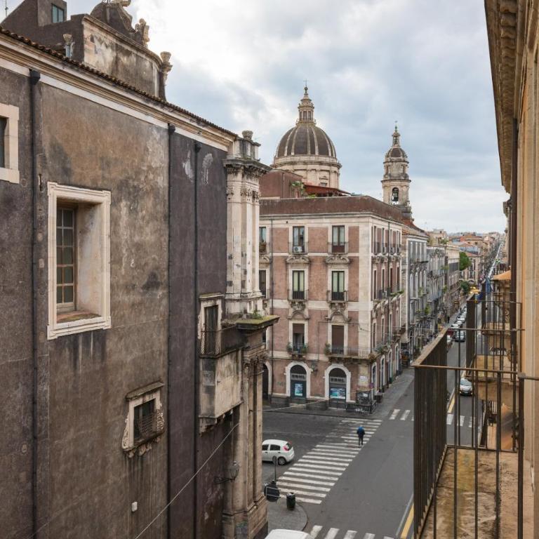 Terrazza Santa Chiara - Triple Room with Private External Bathroom - 13
