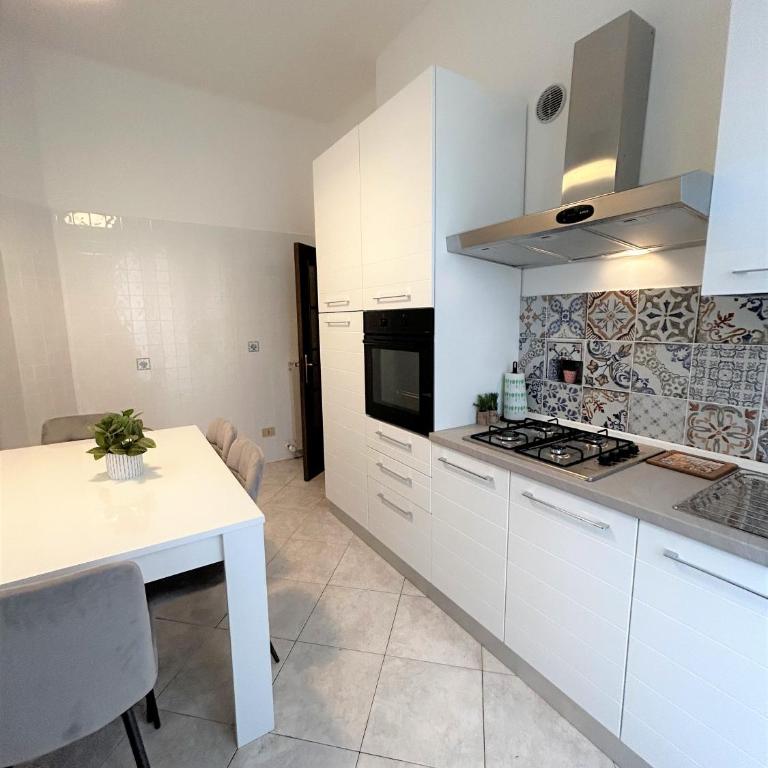 La Dotta apartments - Via Guglielmo Marconi 24 - Two-Bedroom Apartment - 5