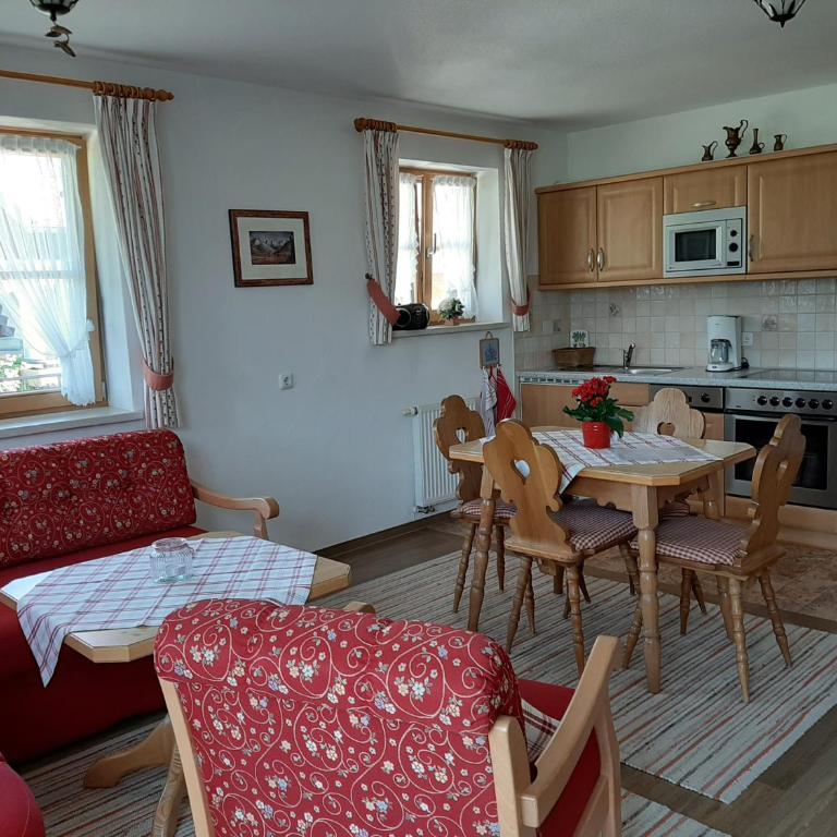 Landhaus Bergkristall - Sommer Bergbahnen inklusive - Apartment mit 1 Schlafzimmer - 12