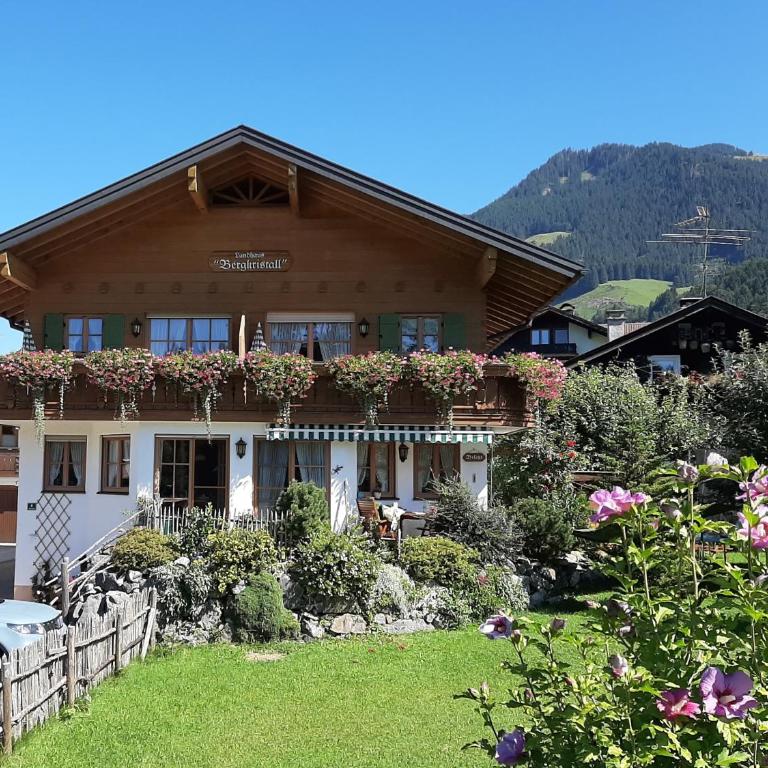 Landhaus Bergkristall - Sommer Bergbahnen inklusive - Apartment mit 1 Schlafzimmer - 1