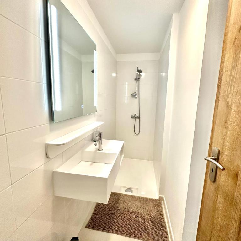 Villa Grand Baie - Studio "Olivier" with Sea View - 7